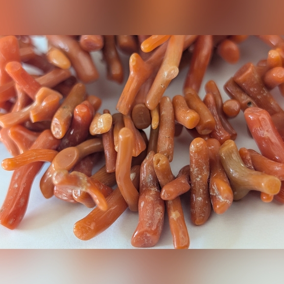 19" Antique 35.5mm Graduated Natural Orange Mediterranean Branch Coral Necklace - Picture 6 of 9